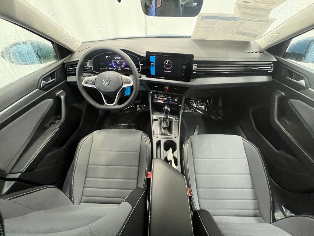 New 2026 Volkswagen Jetta SE FWD image 13