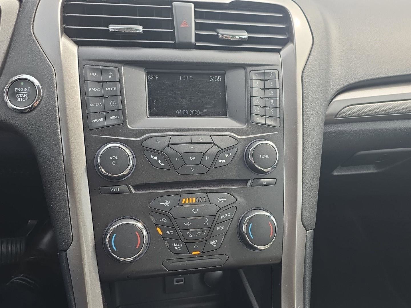 Used 2018 Ford Fusion S FWD image 13