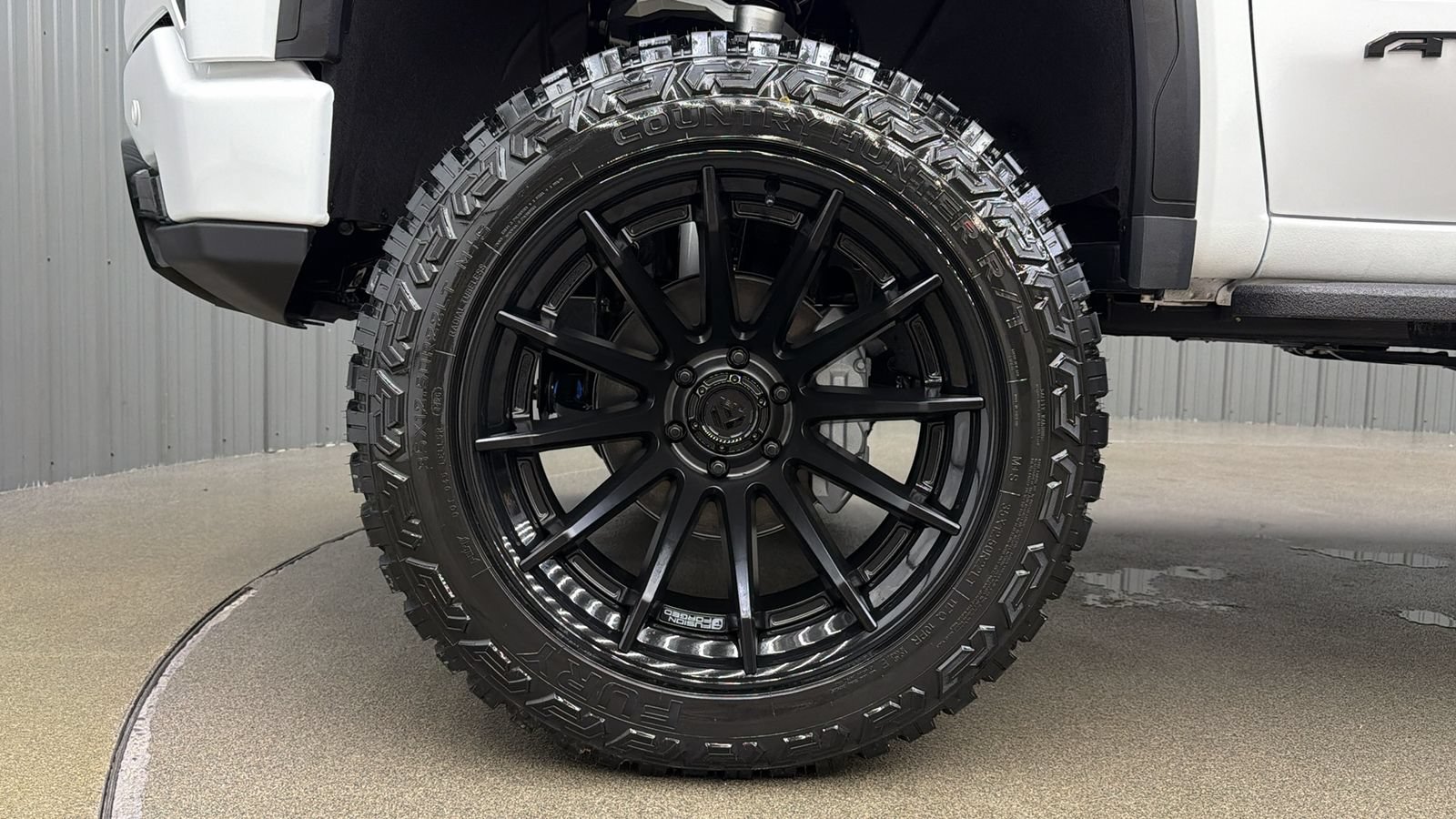 Used 2026 GMC Sierra 1500 AT4 w/ AT4 Premium Package AWD/4WD image 9