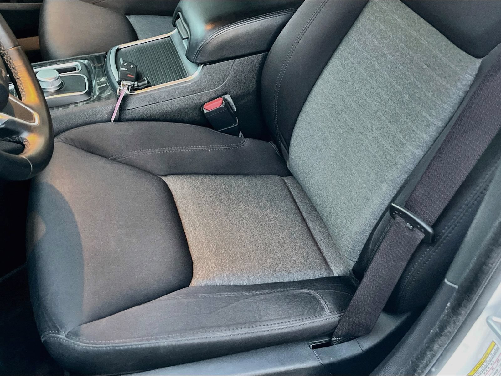 Used 2021 Chrysler 300 Touring w/ Sport Appearance Package RWD image 19