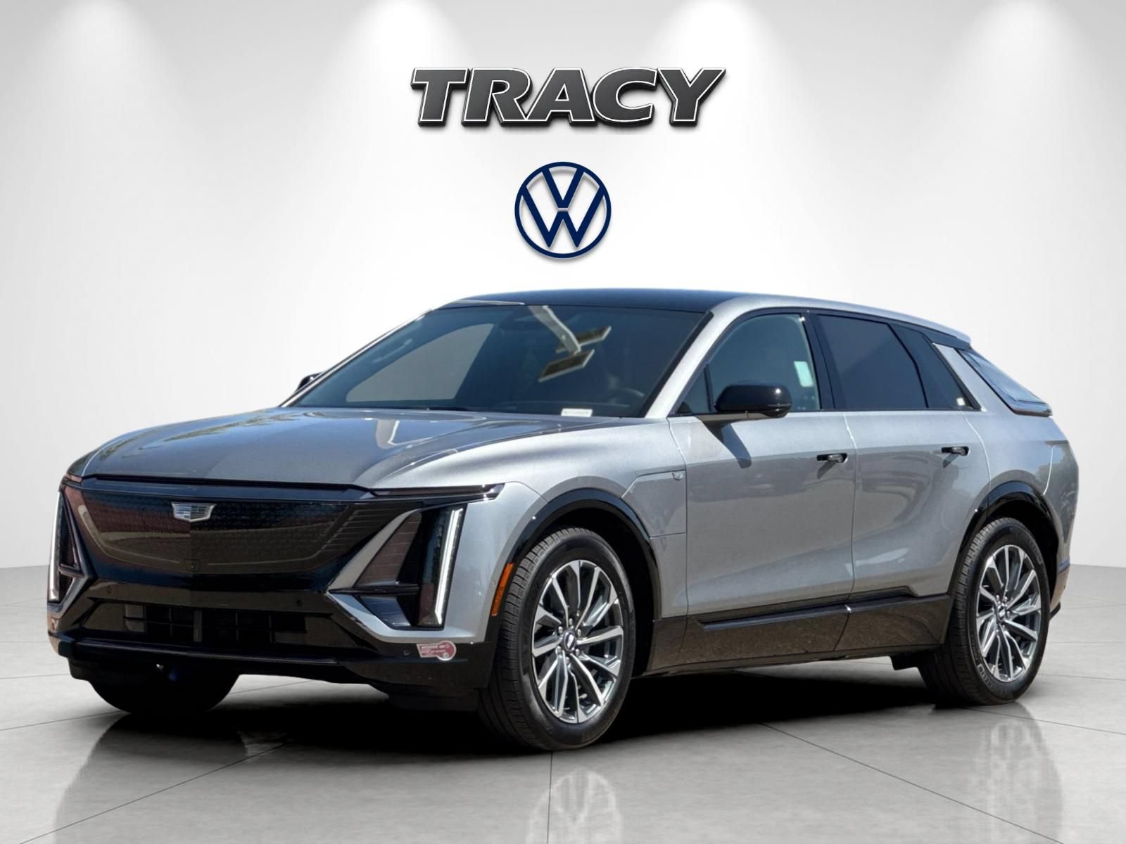 Used 2024 Cadillac Lyriq Sport RWD image 8