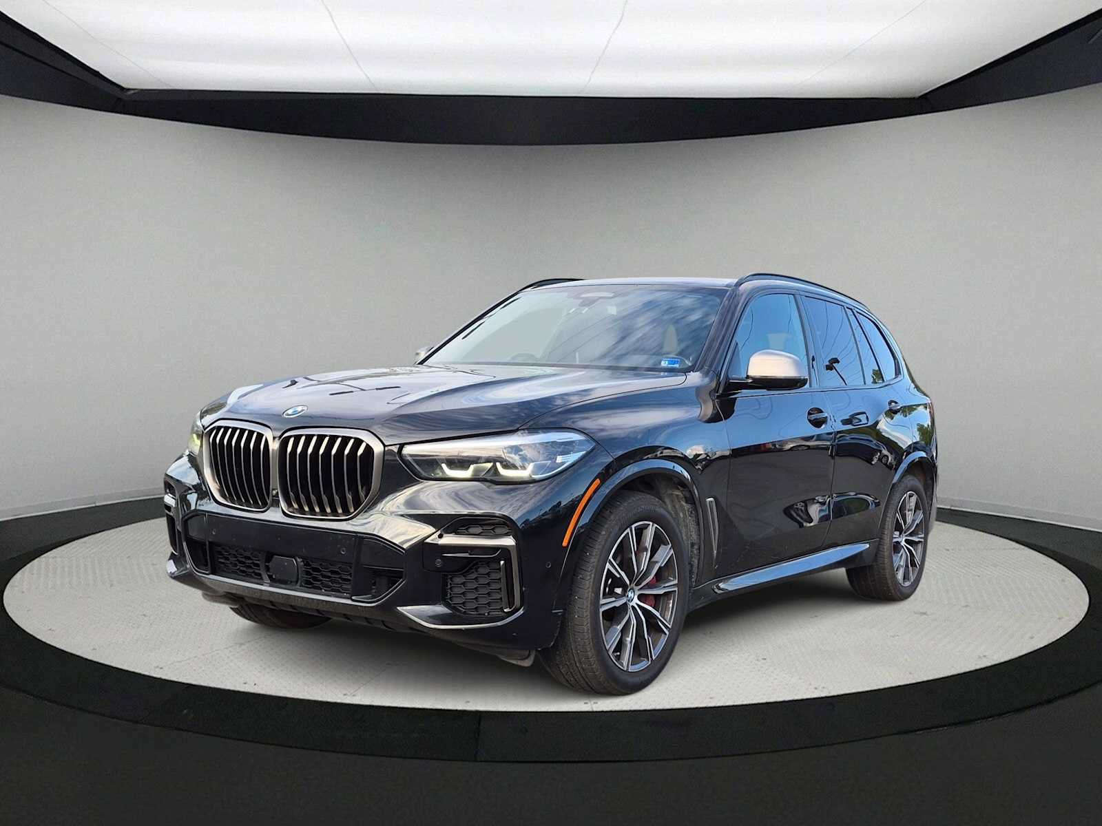 Used 2022 BMW X5 M50i AWD/4WD image 4