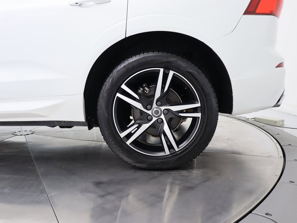 Used 2020 Volvo XC60 T5 R-Design w/ Protection Package image 43