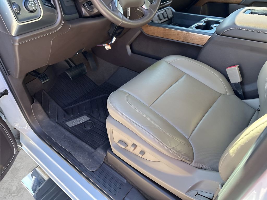 Used 2018 Chevrolet Silverado 1500 LTZ w/ Texas Edition image 26