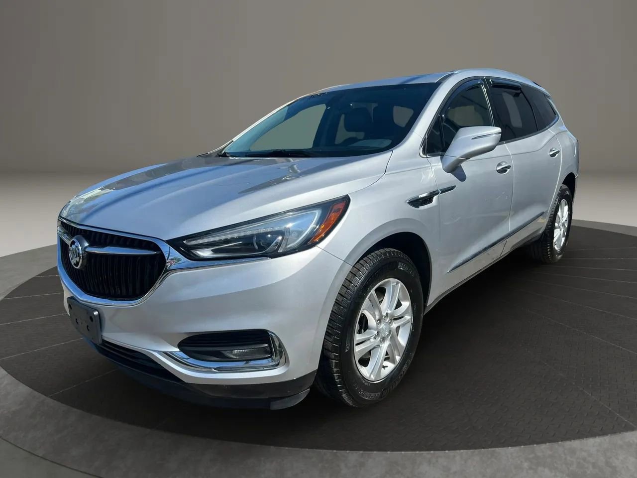 Used 2018 Buick Enclave Essence w/ Trailering Package AWD/4WD image 1