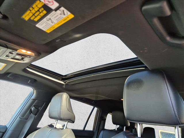 Used 2021 Toyota Highlander XSE FWD image 16
