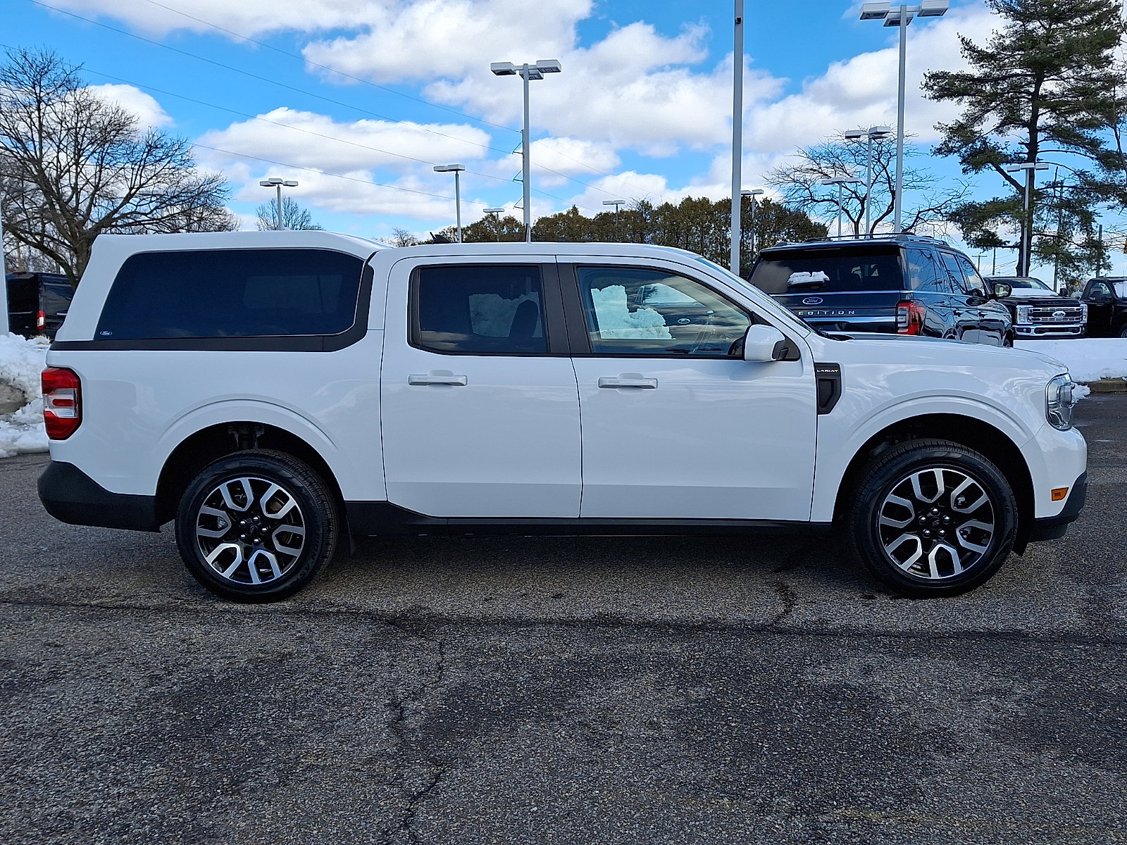 Used 2022 Ford Maverick Lariat w/ Lariat Luxury Package image 12