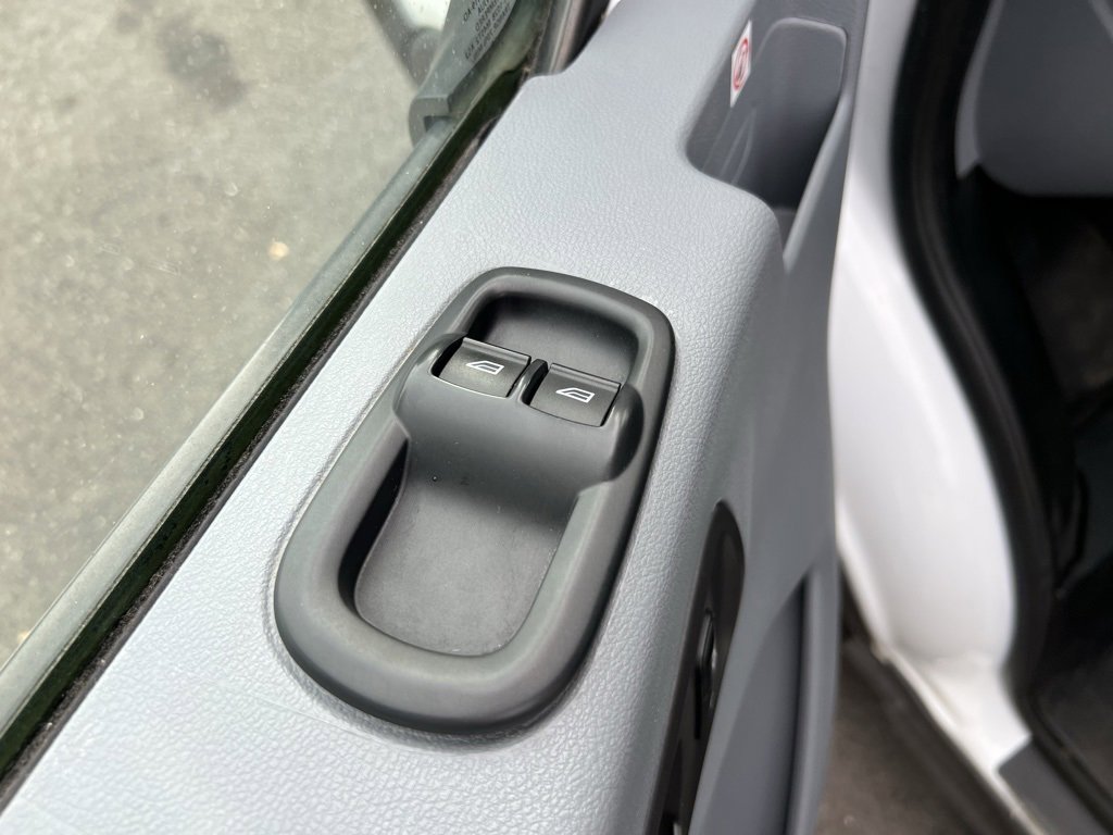 Used 2019 Ford Transit 350 XLT image 12