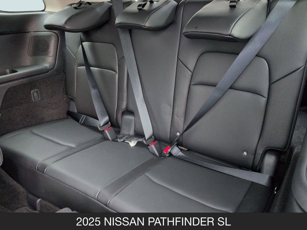 Certified 2025 Nissan Pathfinder SL w/ SL Premium Package FWD image 21