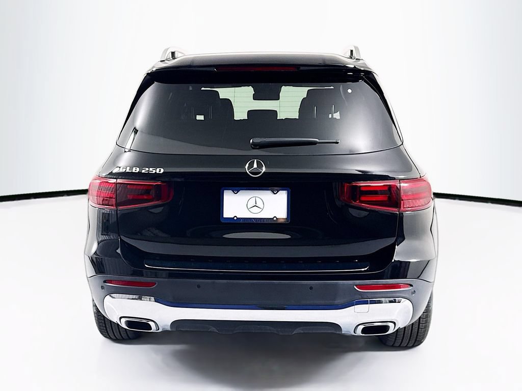 Certified 2025 Mercedes-Benz GLB 250 image 6