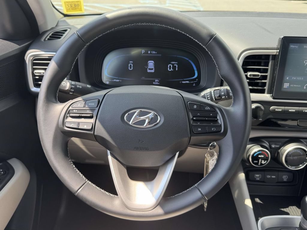 Used 2023 Hyundai Venue SEL w/ Cargo Package FWD image 14