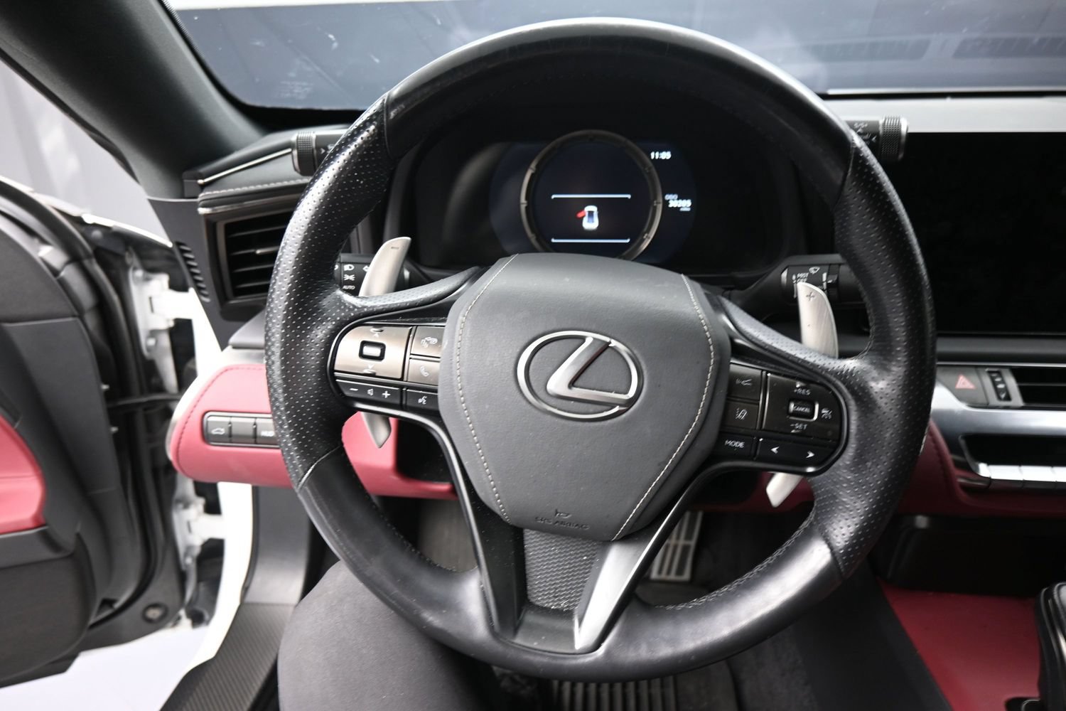 Used 2024 Lexus LC 500 Coupe w/ Sport Package RWD image 13