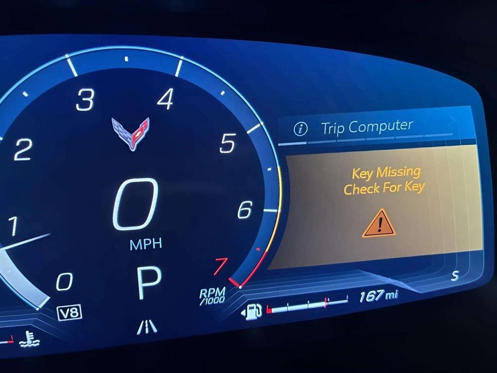 Used 2024 Chevrolet Corvette Stingray Convertible w/ Z51 Performance Package image 15