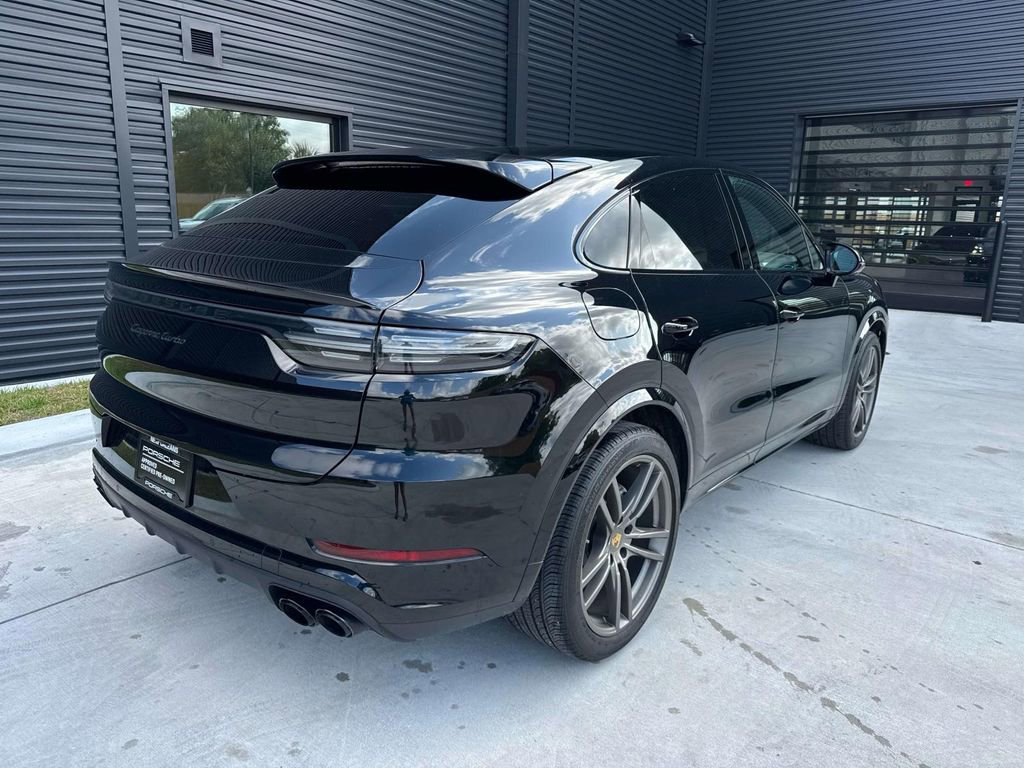 Certified 2023 Porsche Cayenne Turbo image 11