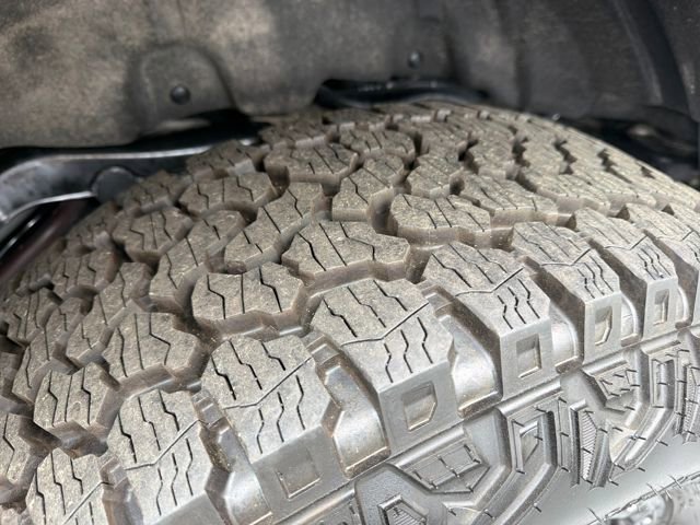 Used 2025 Ford Bronco Badlands image 29