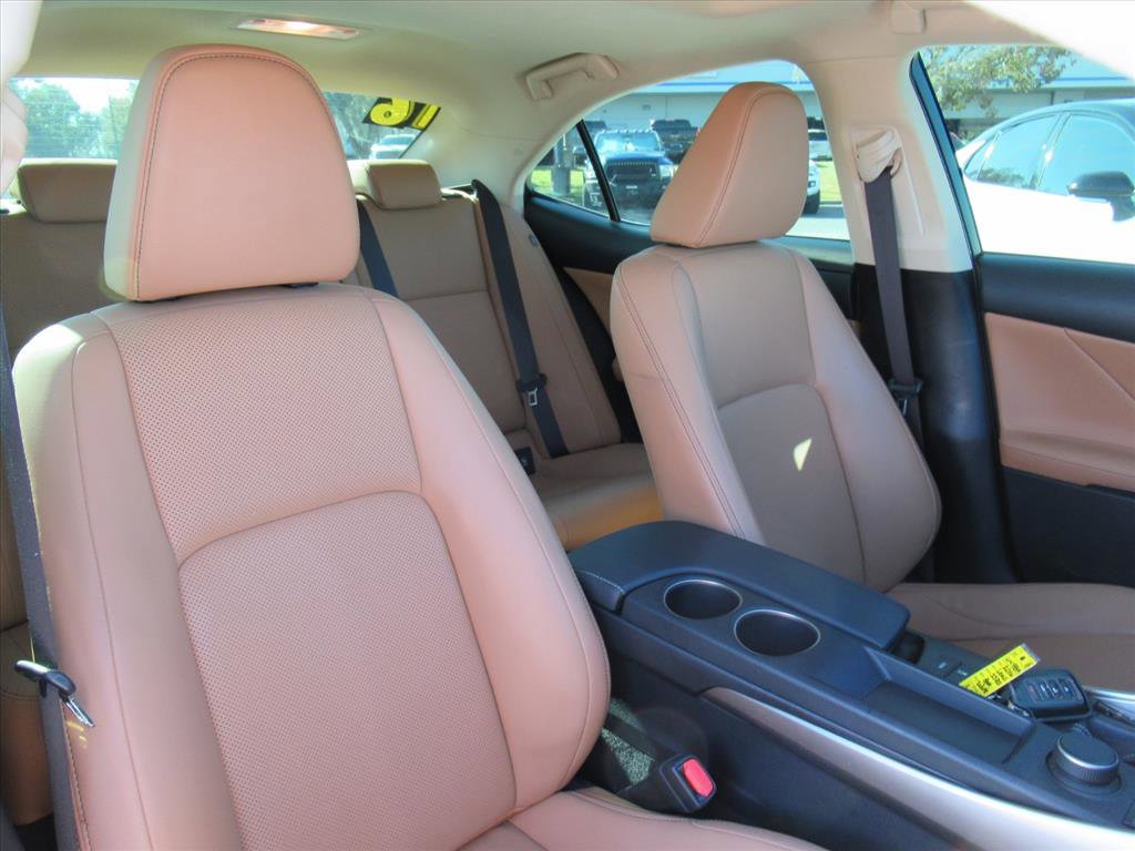 Used 2016 Lexus IS 300 AWD w/ Accessory Package 2 image 8