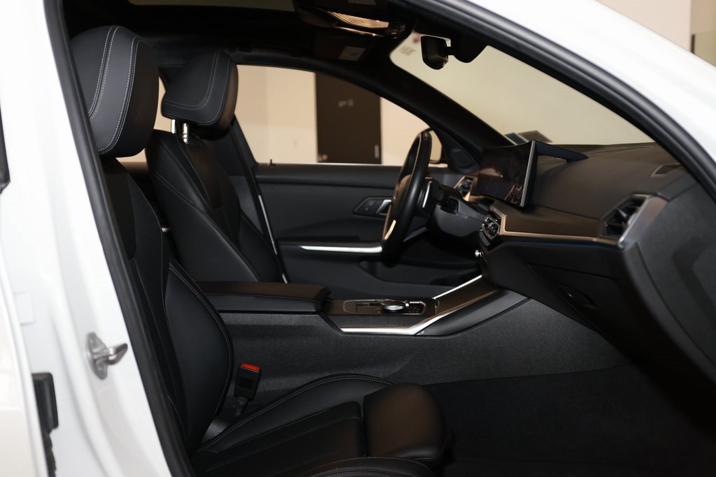 Used 2024 BMW 330i xDrive 330i xDrive image 16