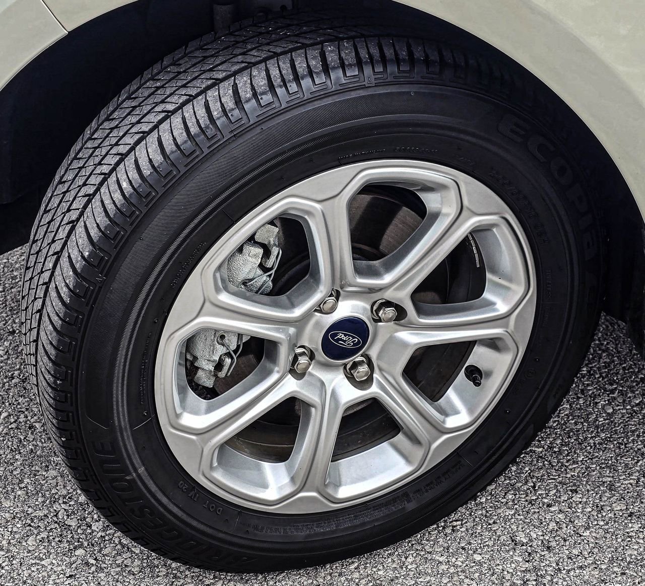 Used 2020 Ford EcoSport SE w/ SE Convenience Package FWD image 9