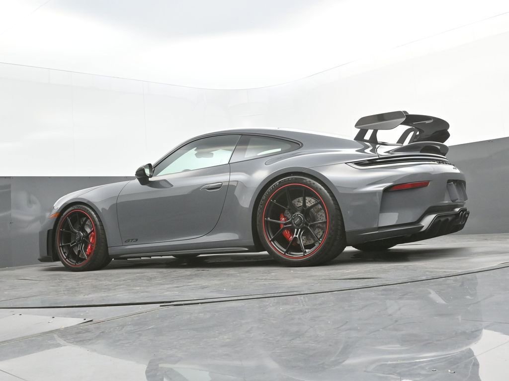 Certified 2026 Porsche 911 GT3 image 33