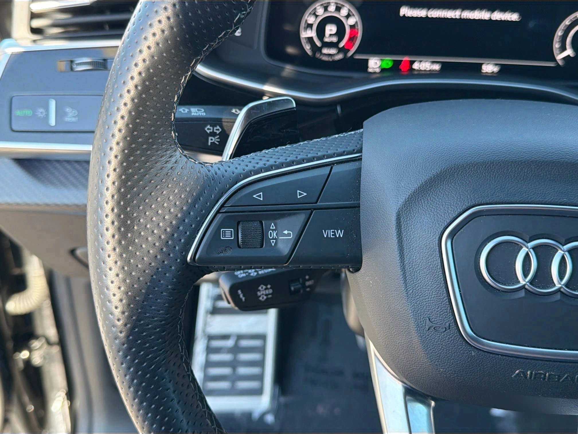 Used 2022 Audi RS Q8 image 36