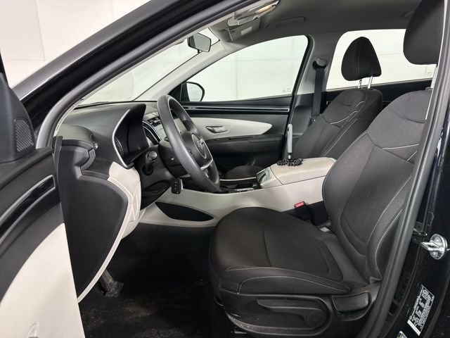 Certified 2023 Hyundai Tucson SE image 11