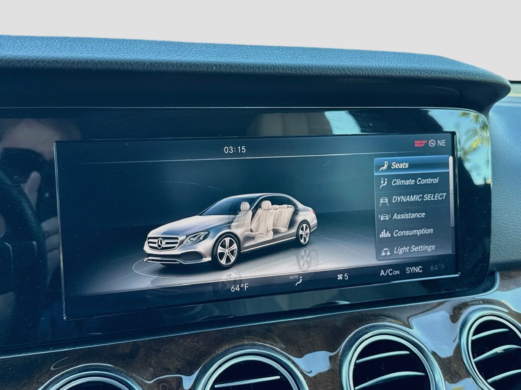 Used 2017 Mercedes-Benz E 300 4MATIC image 19