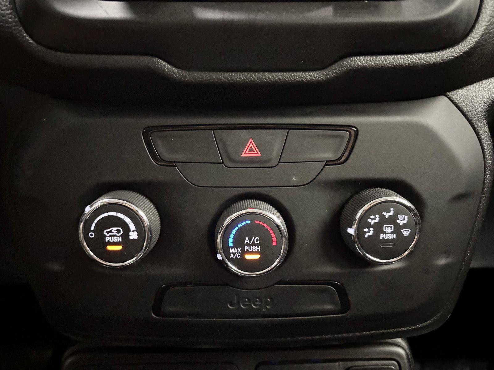 Used 2018 Jeep Renegade Sport w/ Power & Air Group AWD/4WD image 29