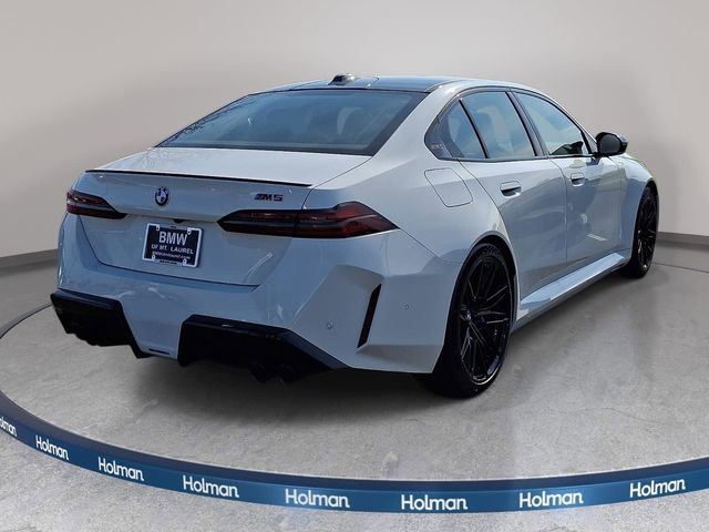 New 2026 BMW M5 w/ Executive Package image 4