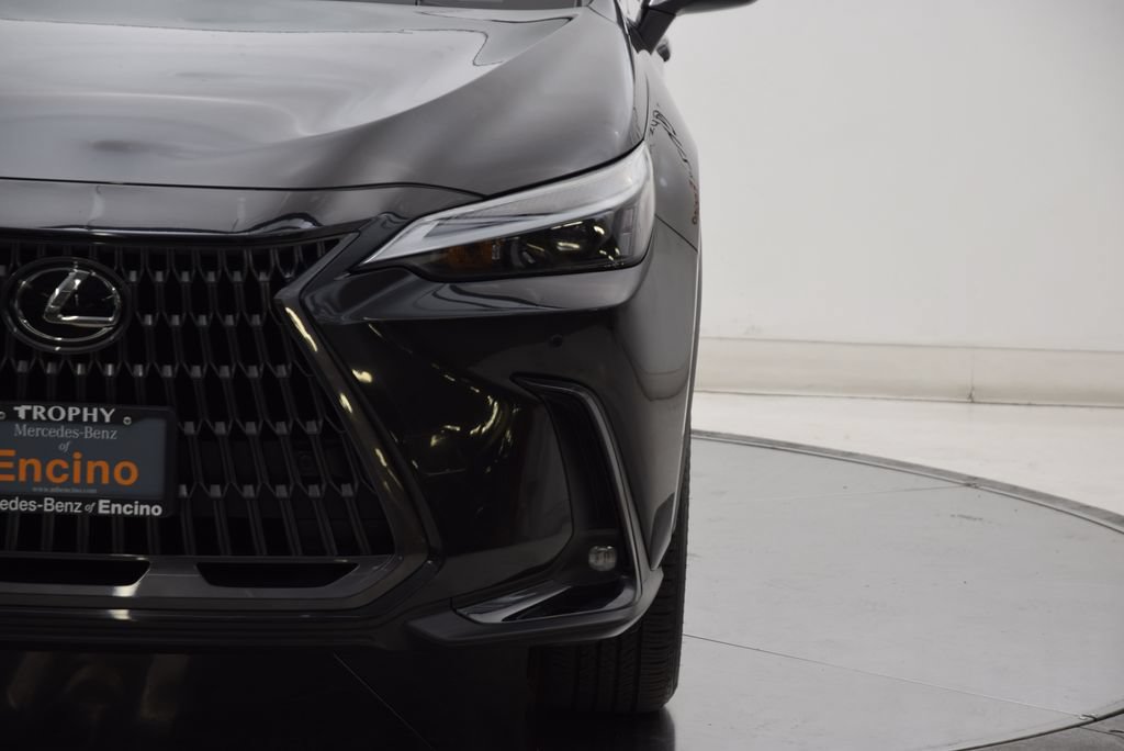 Used 2025 Lexus NX 250 FWD image 10