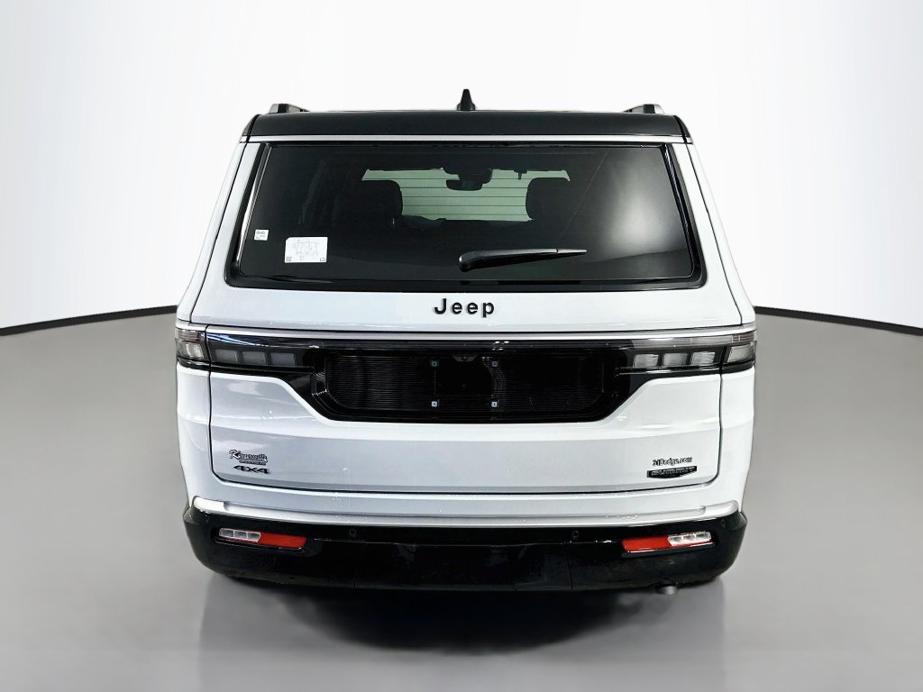New 2026 Jeep Grand Wagoneer Summit AWD/4WD image 6