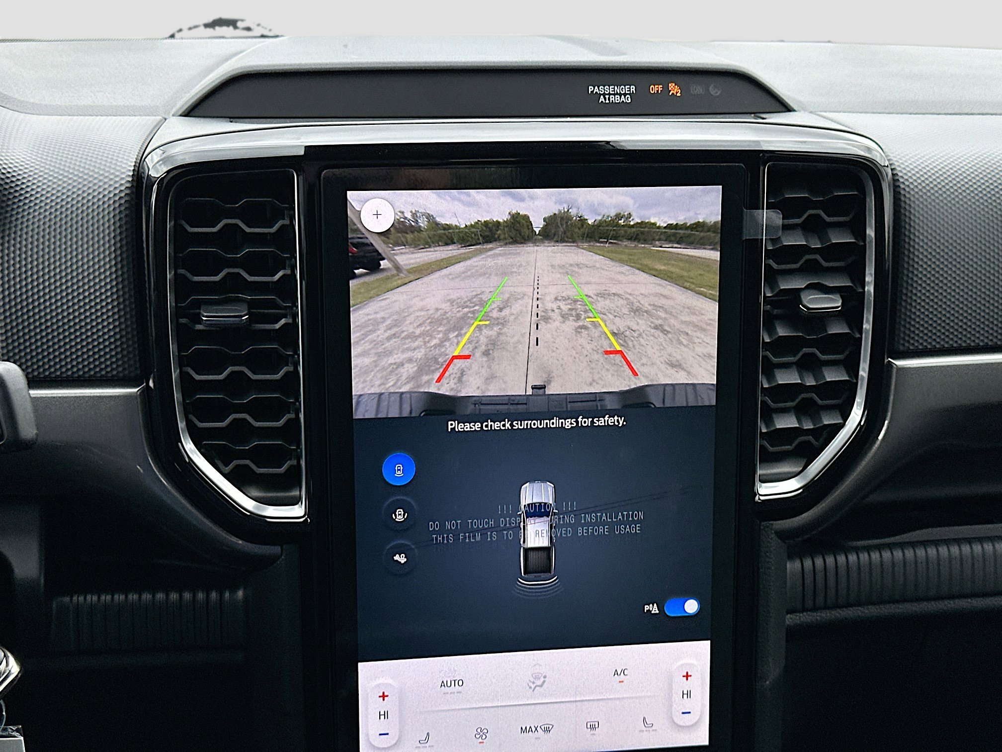 New 2025 Ford Ranger XLT w/ Equipment Group 301A High image 9