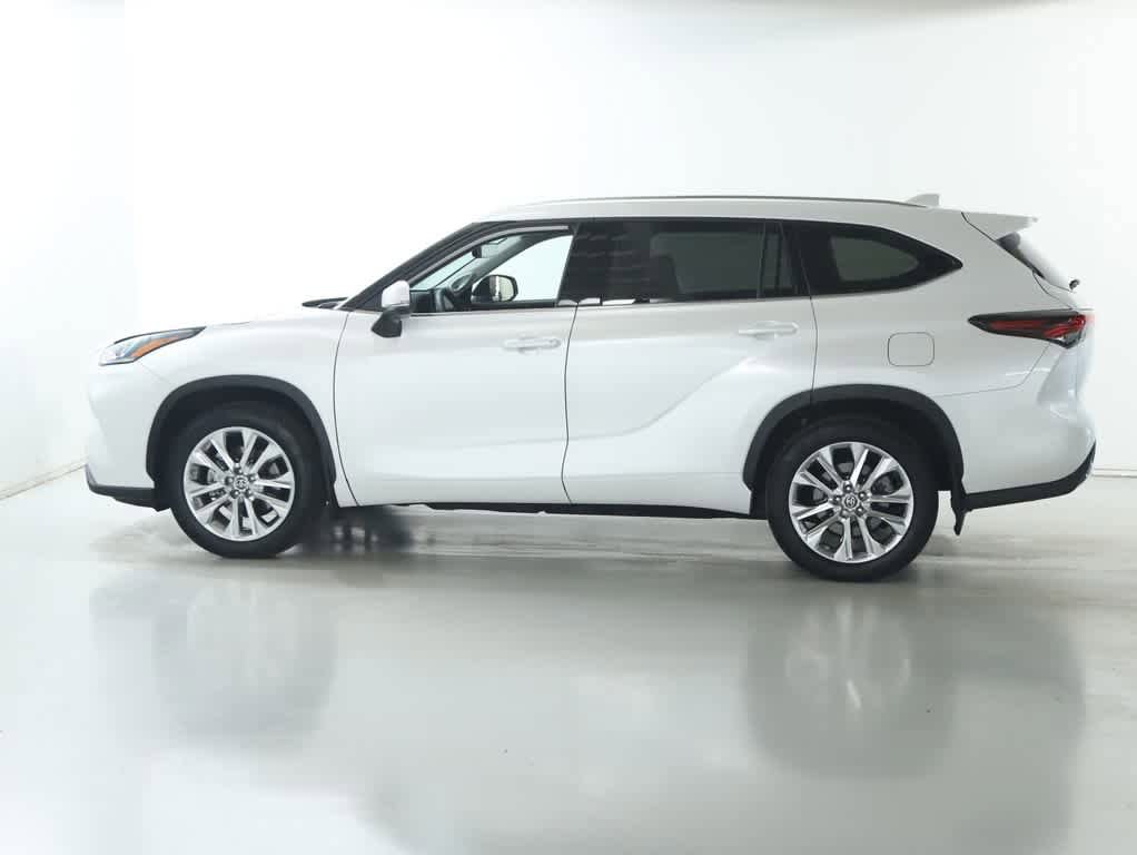 Used 2024 Toyota Highlander Limited AWD/4WD image 48