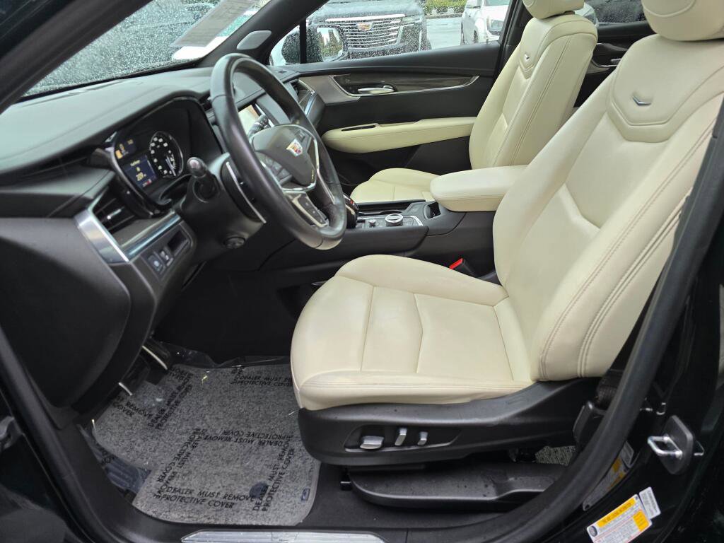 Used 2021 Cadillac XT5 Sportv w/ LPO, Floor Liner Package image 29