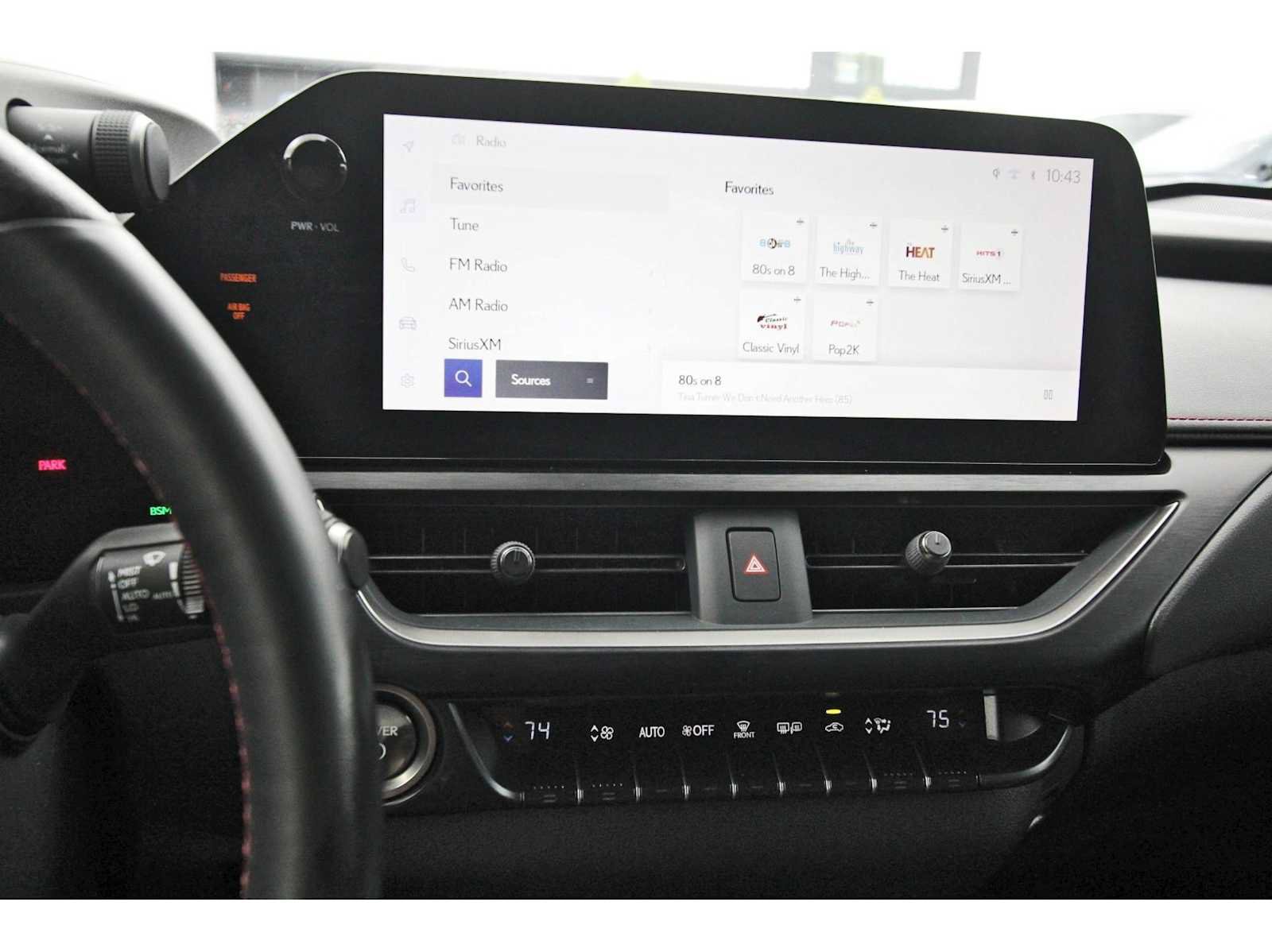 Used 2024 Lexus UX 250h F Sport FWD image 21