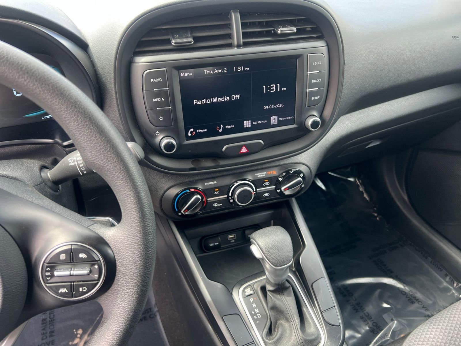 Used 2025 Kia Soul LX w/ LX Technology Package image 17