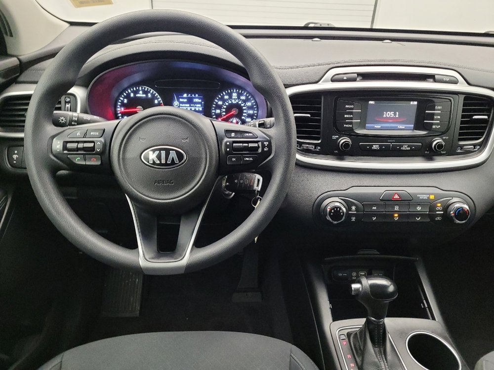 Used 2016 Kia Sorento LX image 22