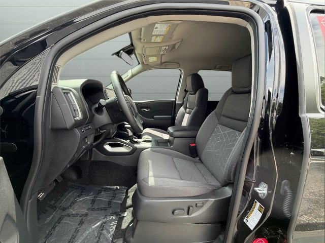 Used 2026 Nissan Frontier SV w/ SV Convenience Package RWD image 9