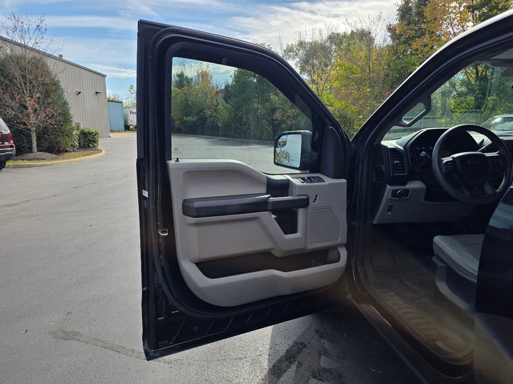 Used 2016 Ford F150 XL w/ Equipment Group 101A Mid image 15