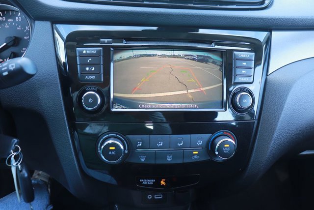 Used 2022 Nissan Rogue Sport S image 24