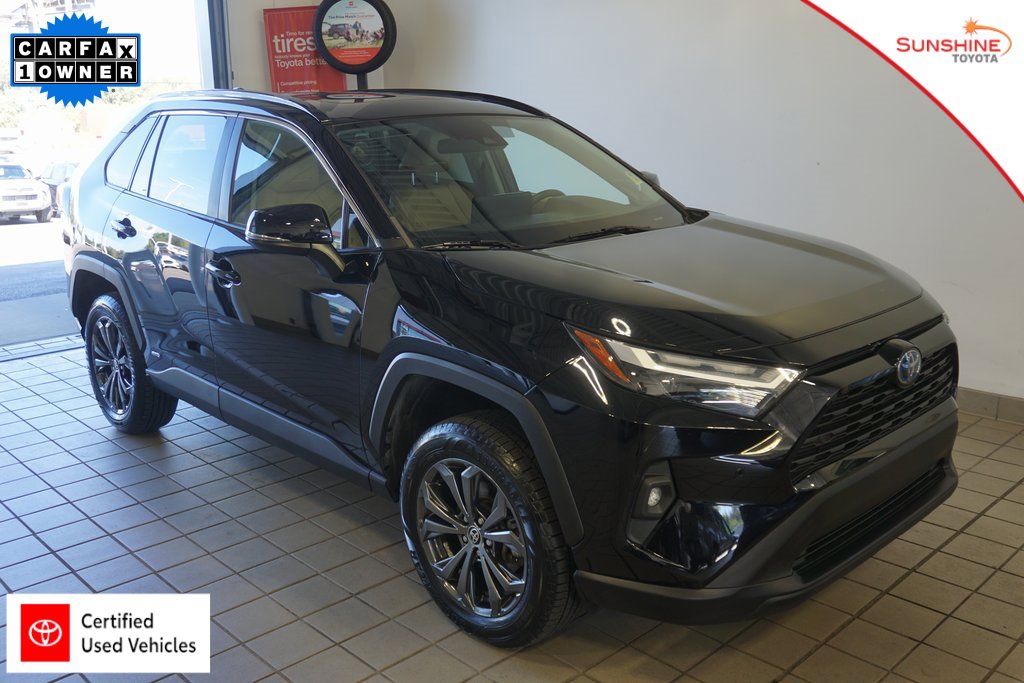 Certified 2024 Toyota RAV4 XLE Premium image 1