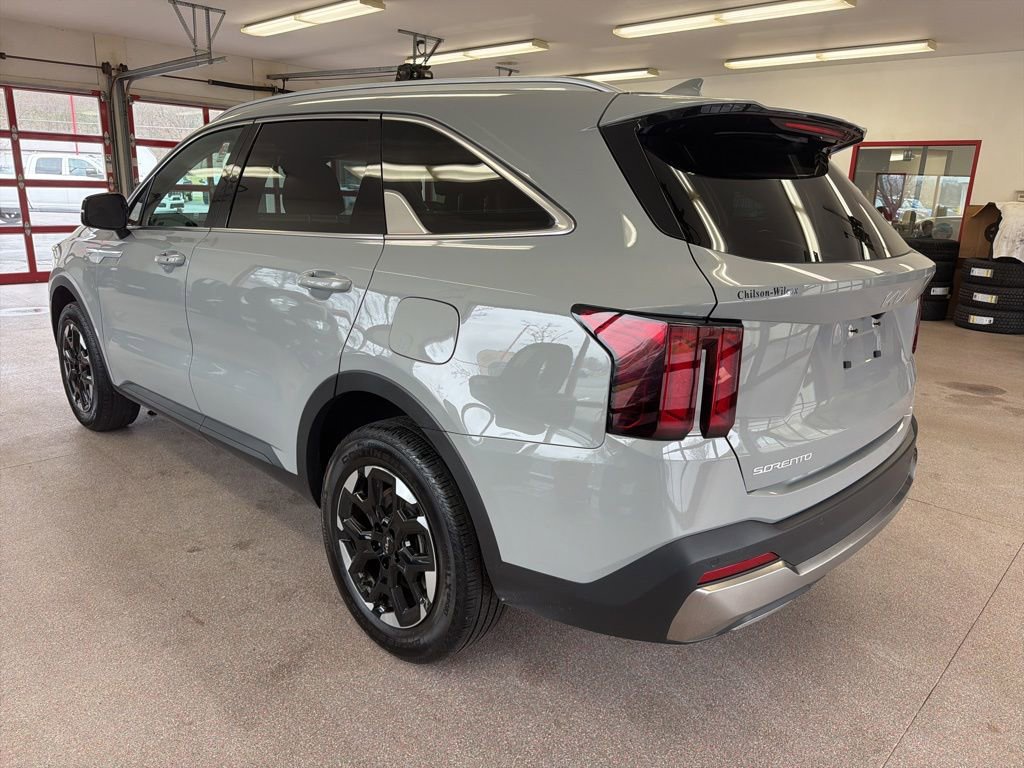 Used 2025 Kia Sorento S w/ Panoramic Sunroof Package image 23