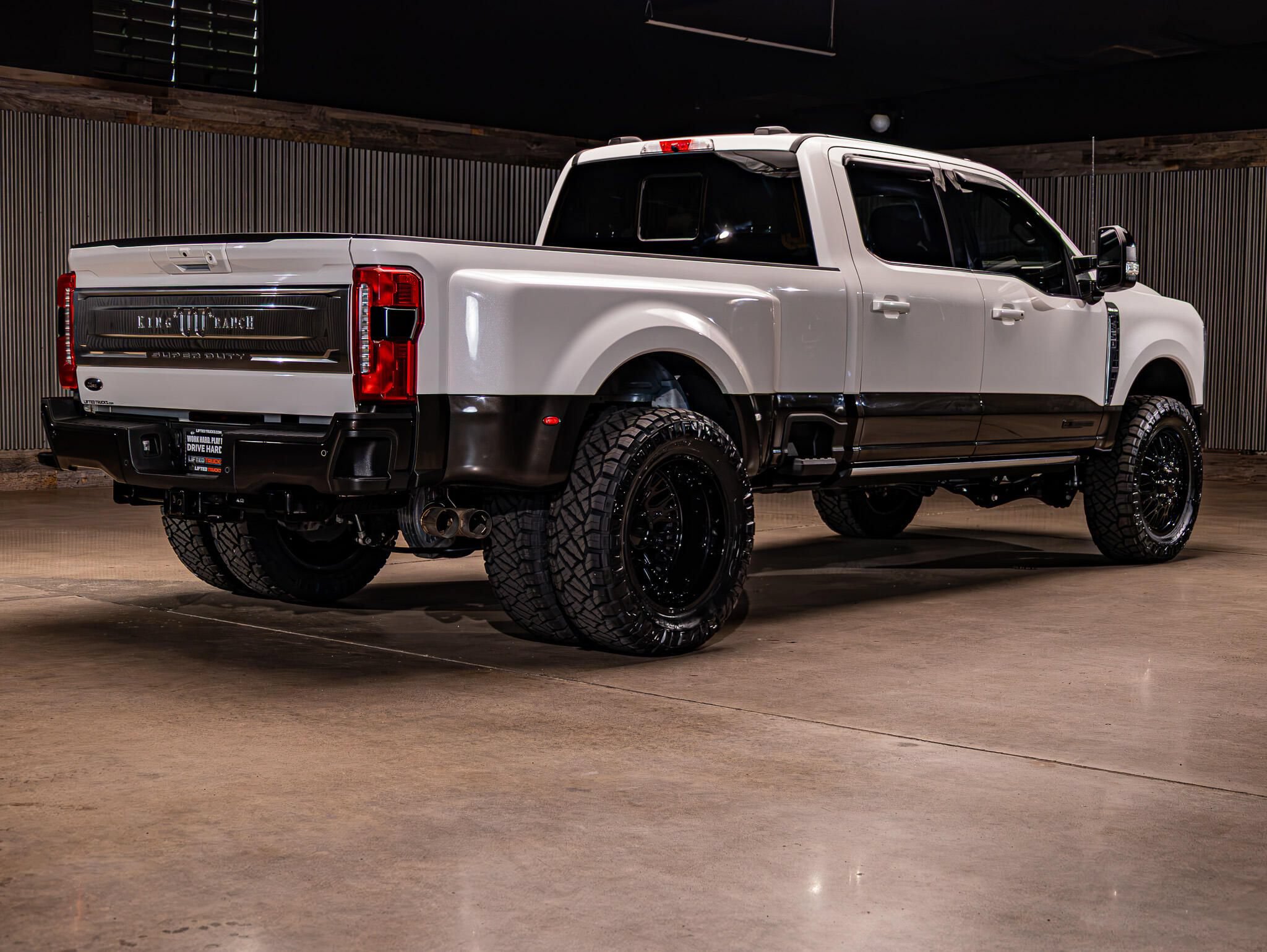 Used 2024 Ford F350 King Ranch AWD/4WD image 10
