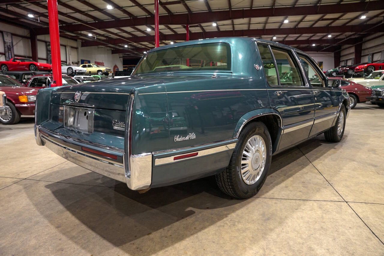 Used 1992 Cadillac De Ville Sedan FWD image 8