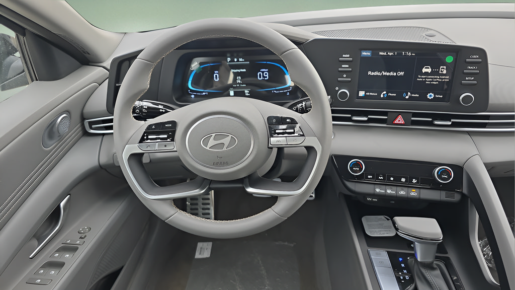 Certified 2026 Hyundai Elantra Sport FWD image 23