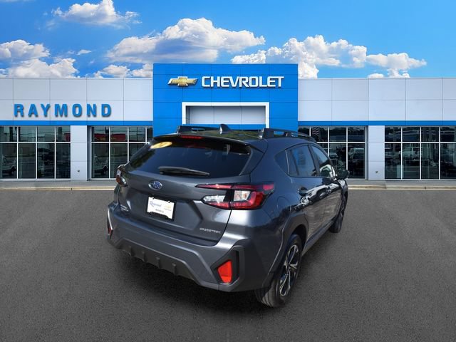 Used 2024 Subaru Crosstrek 2.0i Premium AWD/4WD image 3
