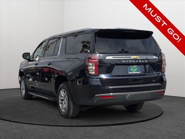 Certified 2024 Chevrolet Suburban LT image 3