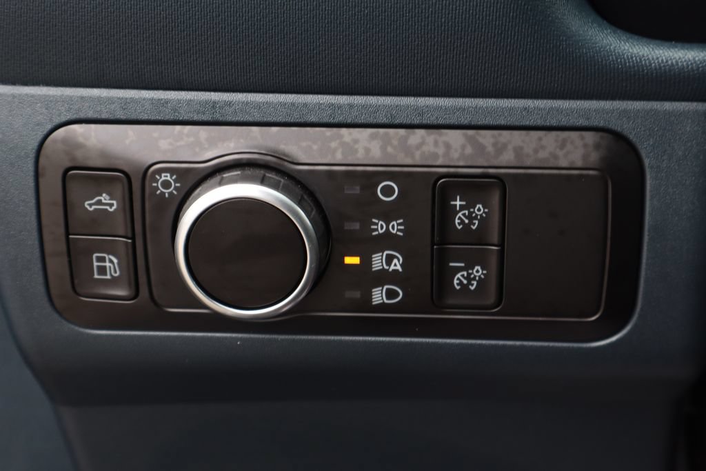 Used 2025 Ford Maverick XL FWD image 22