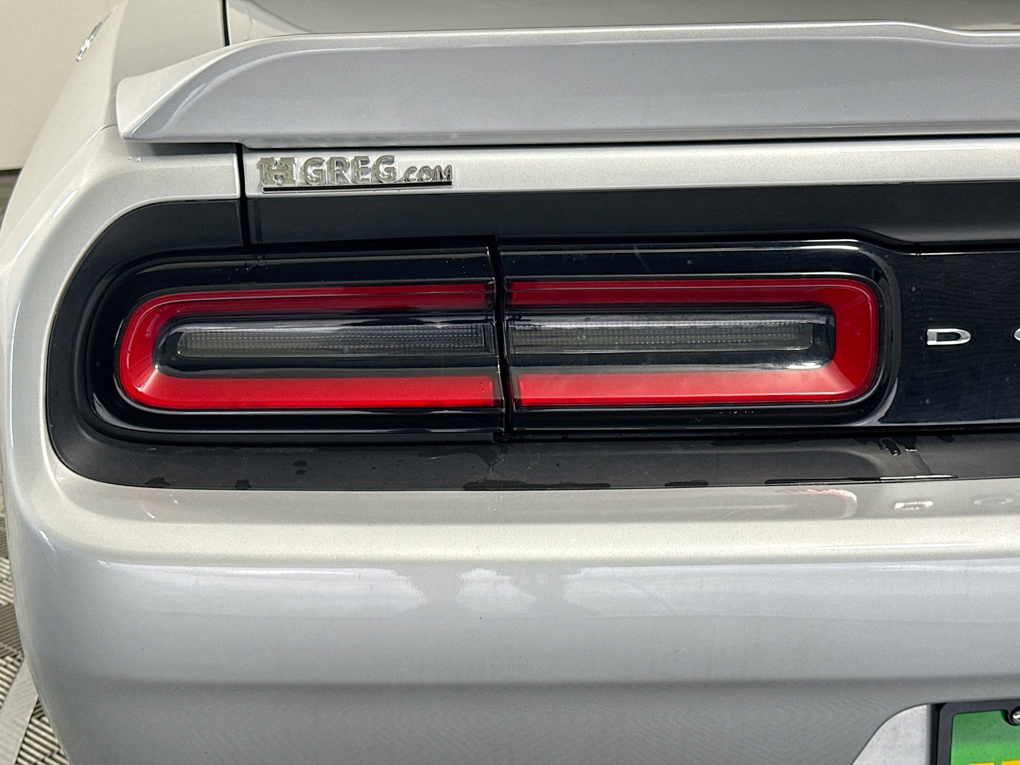 Used 2022 Dodge Challenger SXT image 33