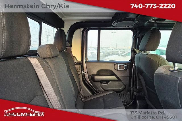 Used 2021 Jeep Gladiator Overland image 25