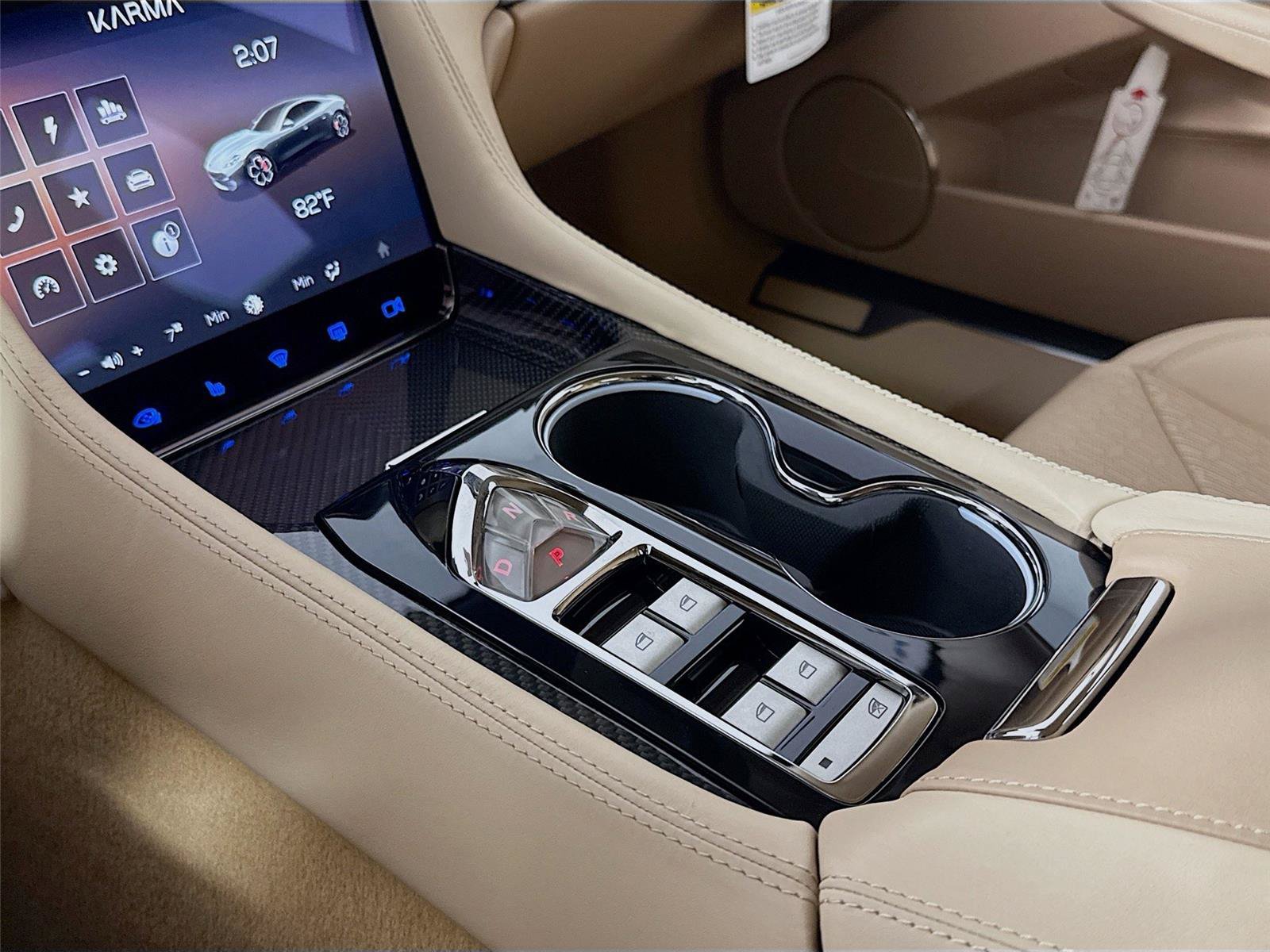 New 2025 Karma Revero Luxury RWD image 8